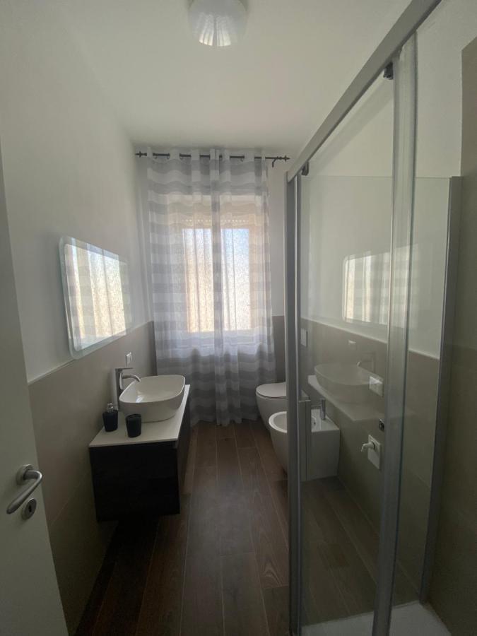 La Casa Di Alice2 Apartment Верчели Екстериор снимка